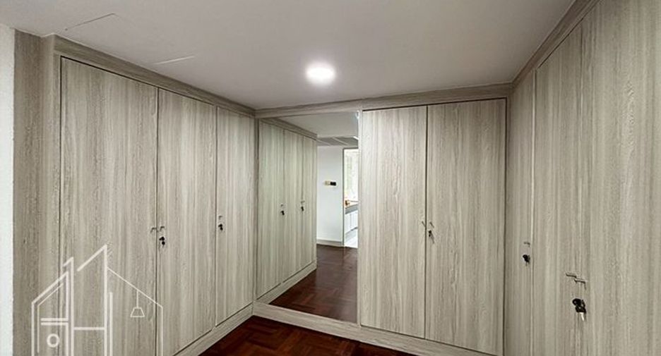 For rent 3 ベッドルーム condo in Watthana, Bangkok