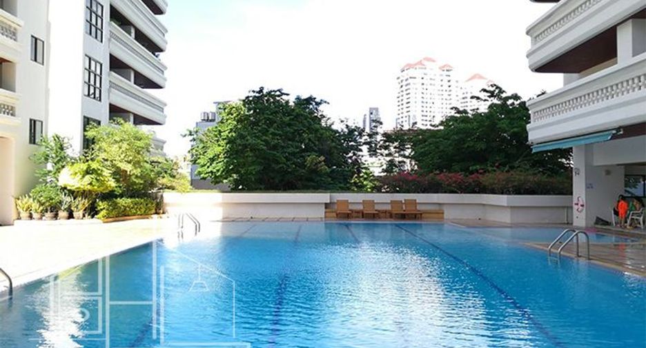 For rent 3 ベッドルーム condo in Watthana, Bangkok