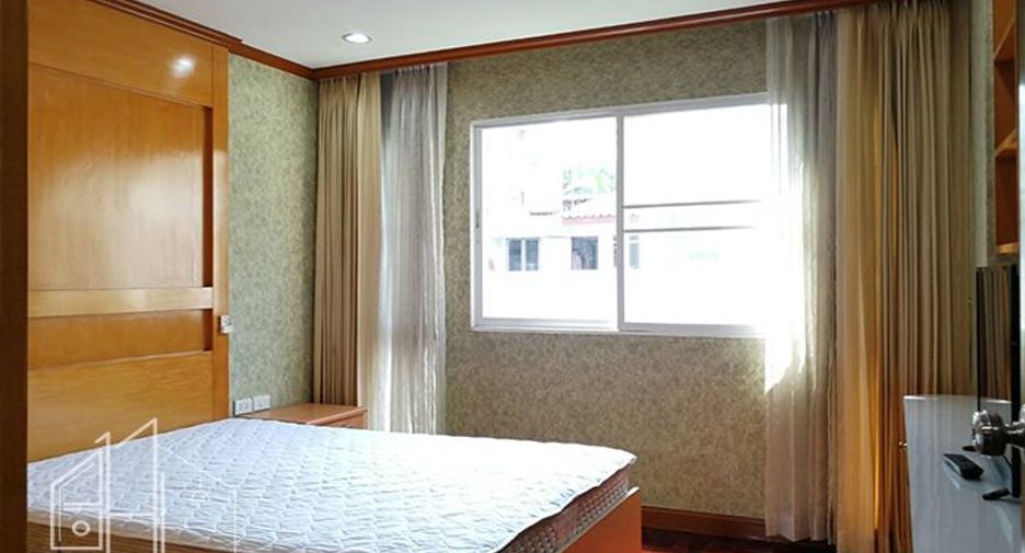 À louer 2 chambres condo à Watthana, Bangkok