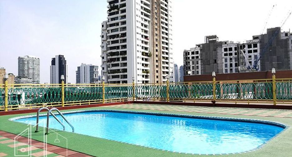 À louer 2 chambres condo à Watthana, Bangkok