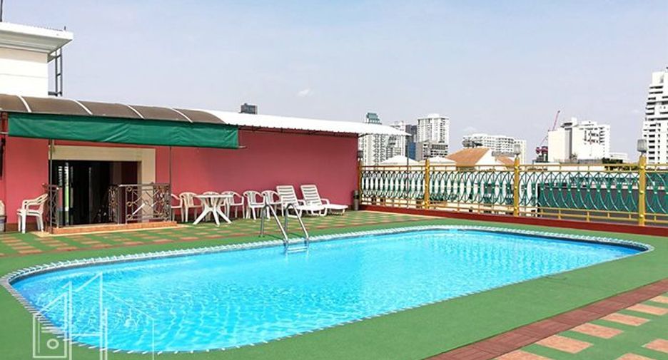 Condo en alquiler de 3 habitaciones en Watthana, Bangkok