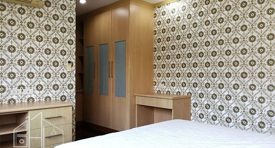 Condo en alquiler de 3 habitaciones en Watthana, Bangkok