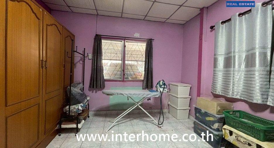 For sale 3 bedrooms house in Sai Mai, Bangkok