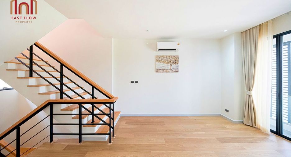 For sale 3 ベッドルーム house in Bang Kapi, Bangkok
