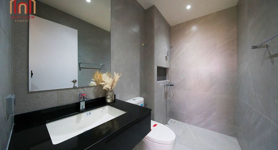 For sale 3 ベッドルーム house in Bang Kapi, Bangkok