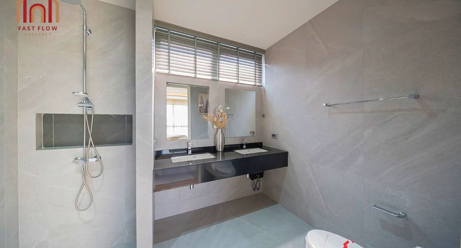 For sale 3 ベッドルーム house in Bang Kapi, Bangkok