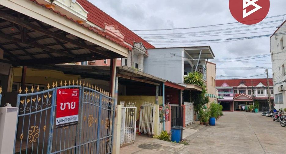 出售 2 卧室 联排别墅 在 Min Buri, 曼谷