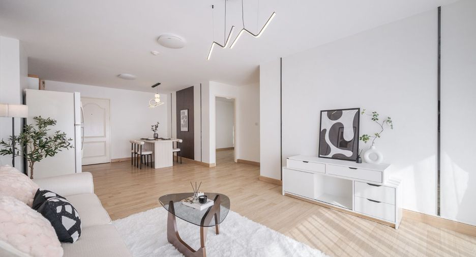 Condo en venta de 2 habitaciones en Suan Luang, Bangkok