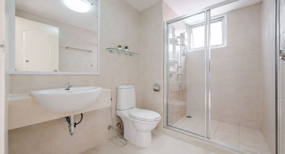 Condo en venta de 2 habitaciones en Suan Luang, Bangkok
