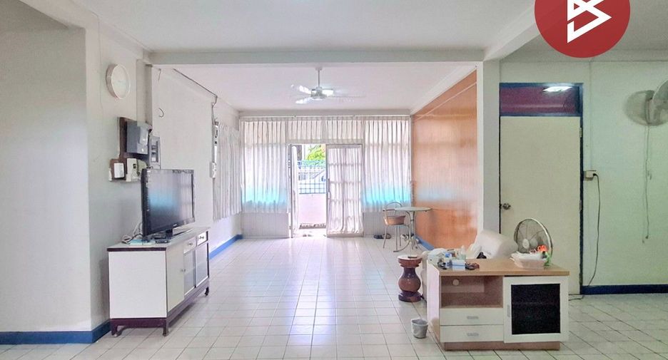 For sale 5 bedrooms house in Mueang Roi Et, Roi Et