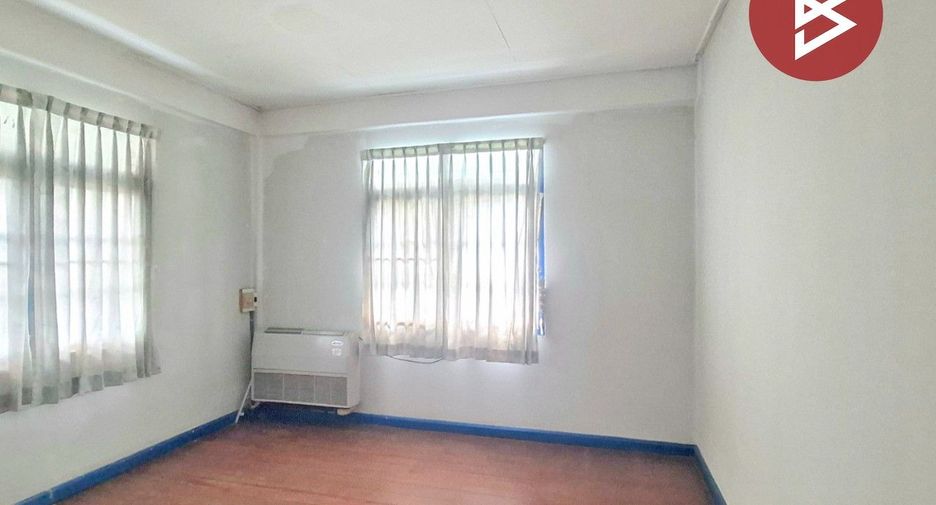 For sale 5 bedrooms house in Mueang Roi Et, Roi Et