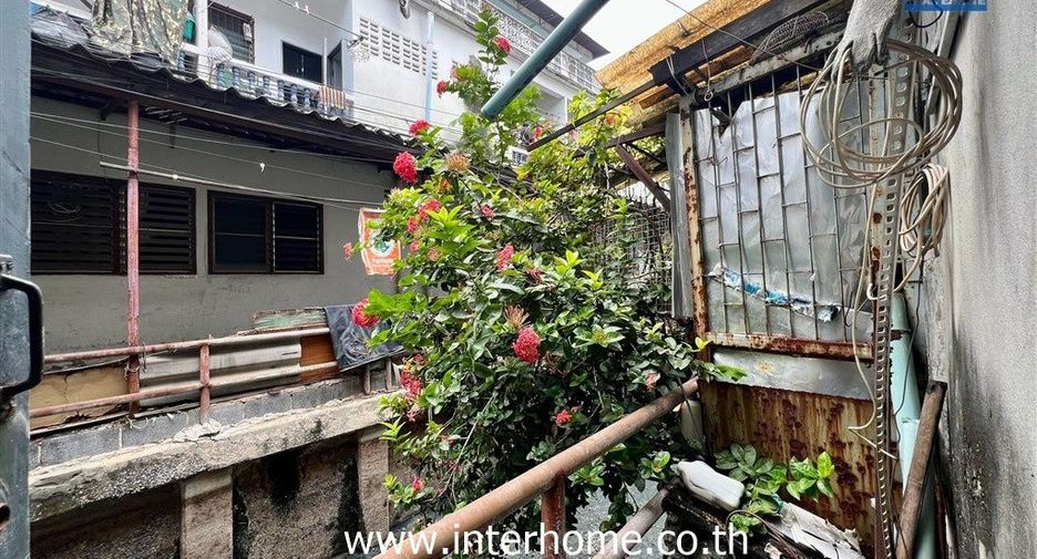 Gewerbefläche zum Kauf mit 2 Zimmer in Bang Kho Laem, Bangkok