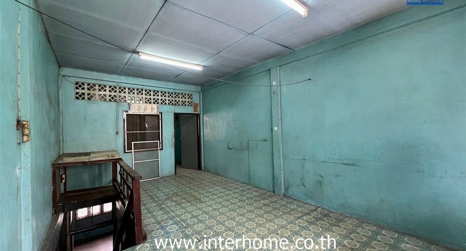 Gewerbefläche zum Kauf mit 2 Zimmer in Bang Kho Laem, Bangkok