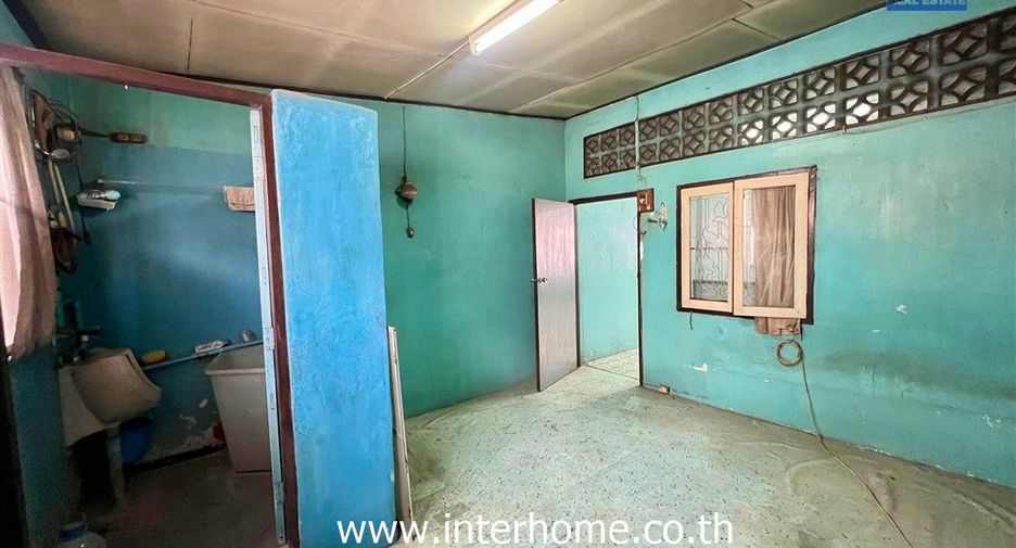 Gewerbefläche zum Kauf mit 2 Zimmer in Bang Kho Laem, Bangkok