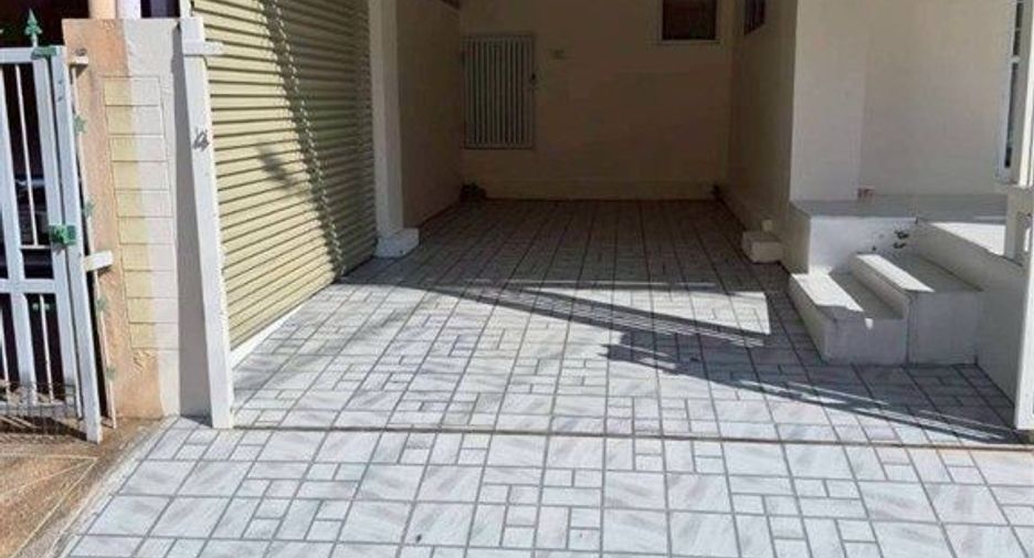À vendre 4 chambres maison de ville à Mueang Samut Sakhon, Samut Sakhon