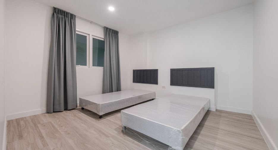 Wohnung zum Kauf mit 2 Zimmer in Bang Na, Bangkok