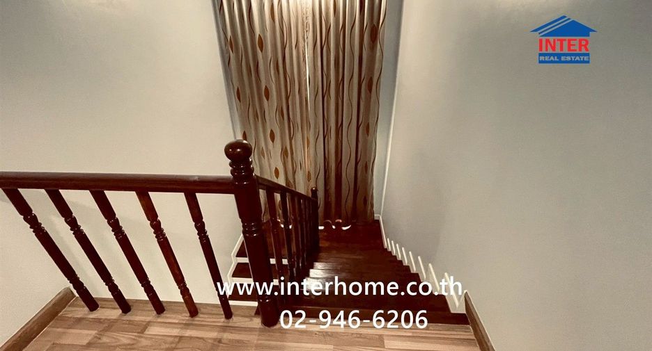 Haus zum Kauf mit 4 Zimmer in Khan Na Yao, Bangkok