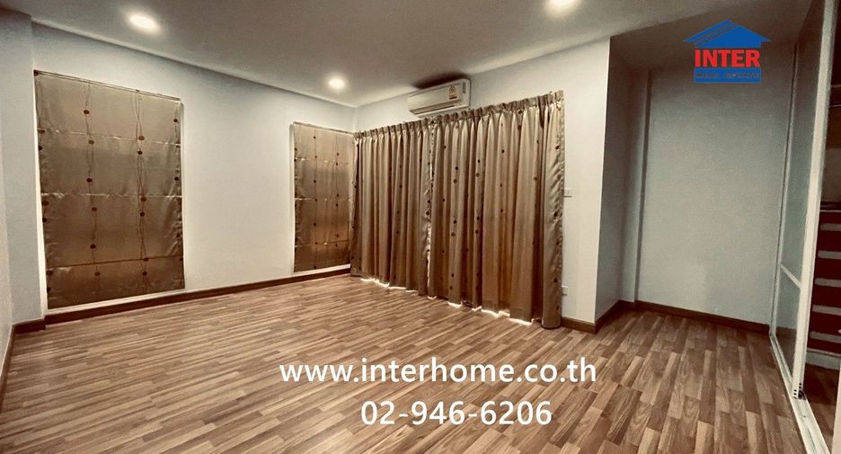 Haus zum Kauf mit 4 Zimmer in Khan Na Yao, Bangkok