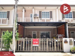 For sale 4 bedrooms townhouse in Mueang Samut Sakhon, Samut Sakhon