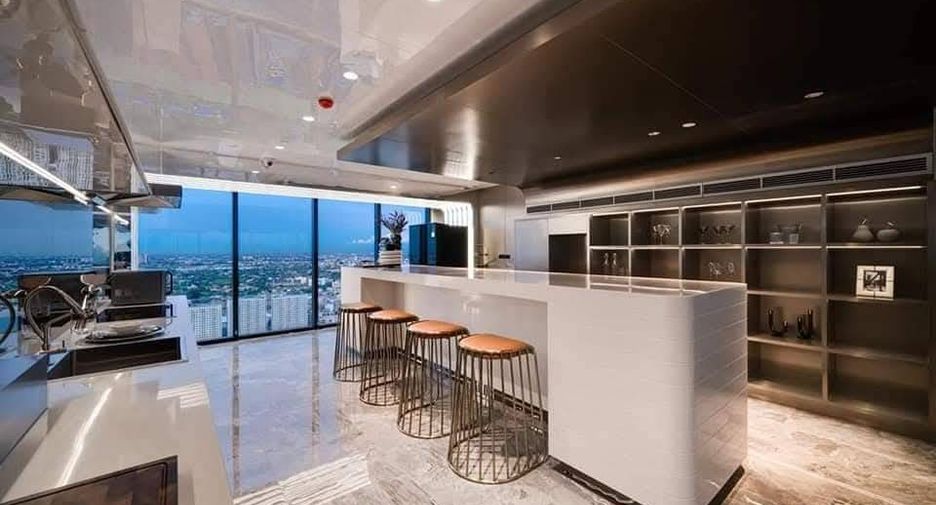 For rent 1 bed condo in Watthana, Bangkok