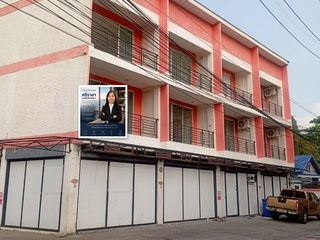 出售 商业空间 在 Bang Lamung, Chon Buri