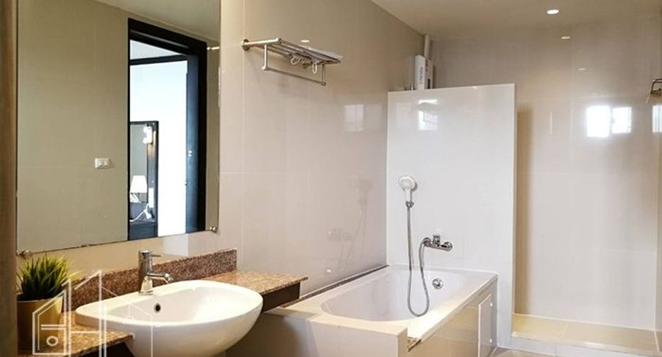 Condo en alquiler de 2 habitaciones en Watthana, Bangkok