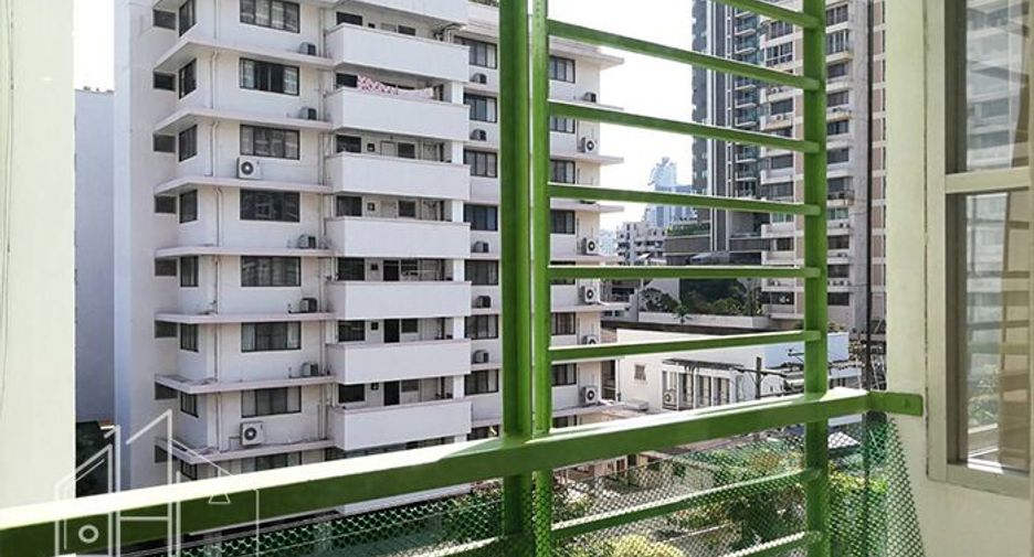 À louer 2 chambres condo à Khlong Toei, Bangkok