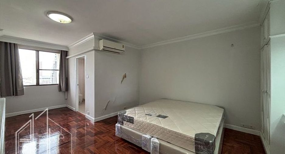 Apartamento en alquiler de 4 habitaciones en Watthana, Bangkok