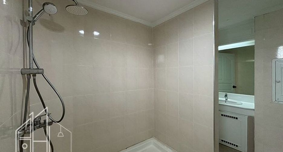 Apartamento en alquiler de 4 habitaciones en Watthana, Bangkok