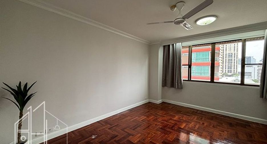 Apartamento en alquiler de 4 habitaciones en Watthana, Bangkok