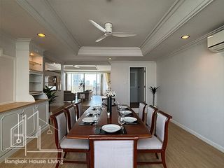For rent 3 bedrooms condo in Watthana, Bangkok