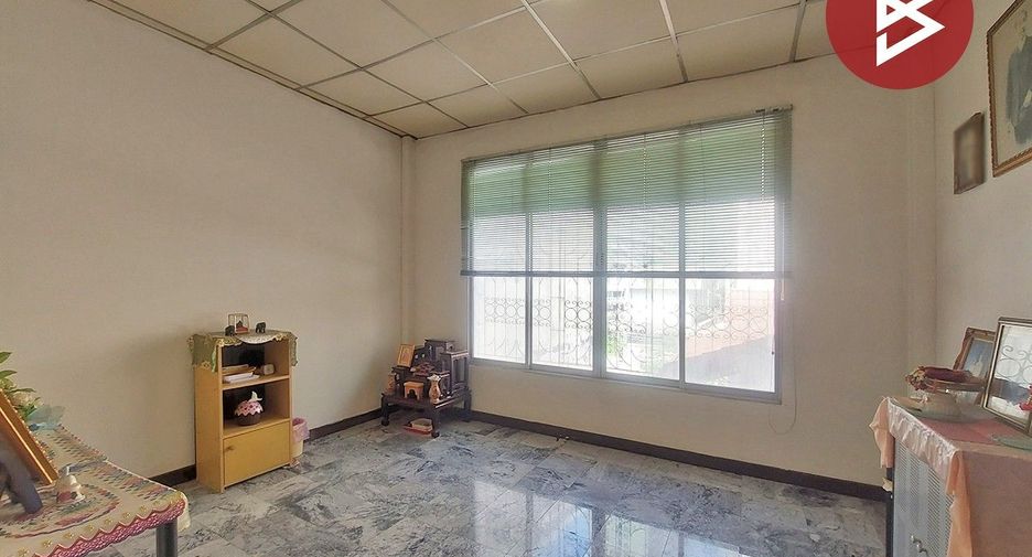 For sale 4 bedrooms townhouse in Chatuchak, Bangkok