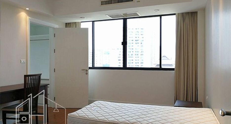 À louer 4 chambres appartement à Watthana, Bangkok