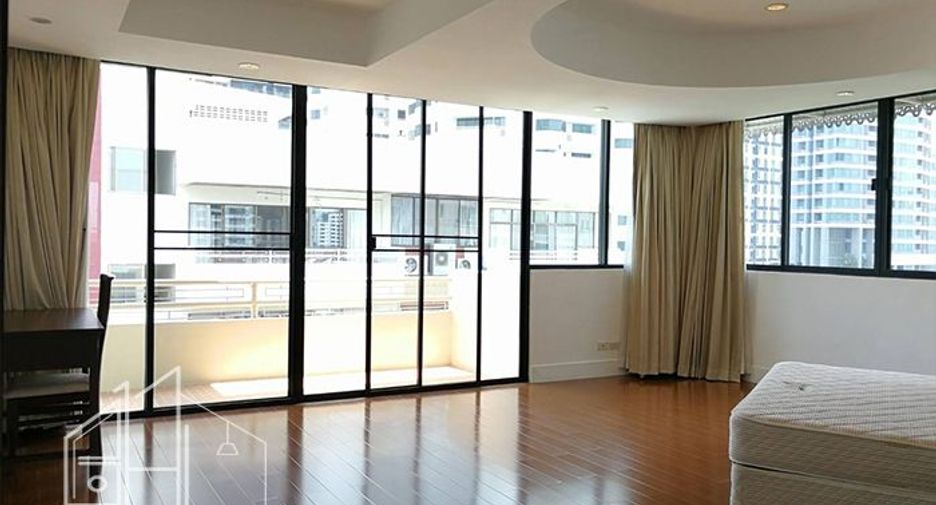À louer 4 chambres appartement à Watthana, Bangkok