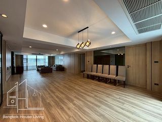 Apartamento en alquiler de 3 habitaciones en Watthana, Bangkok