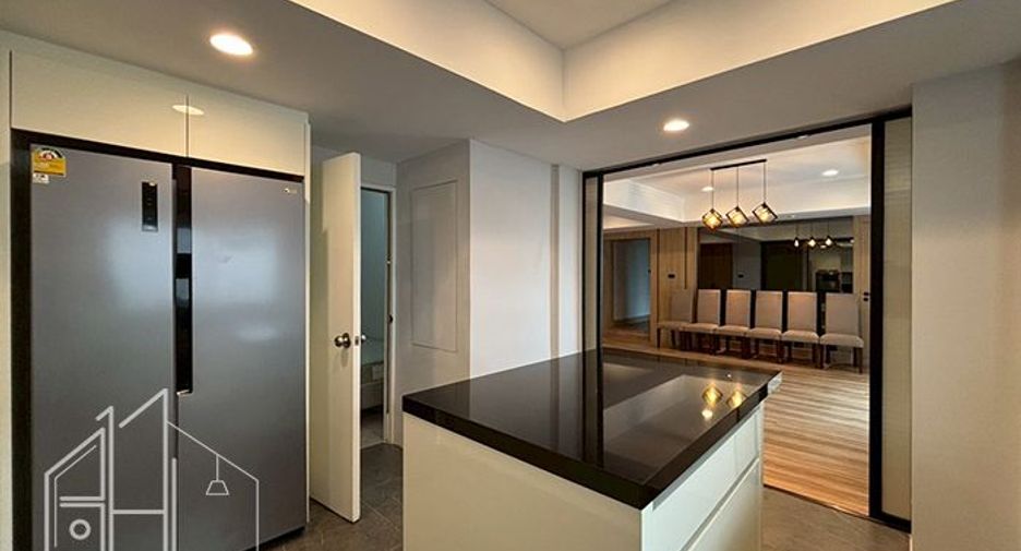 Apartment zur Miete mit 3 Zimmer in Watthana, Bangkok
