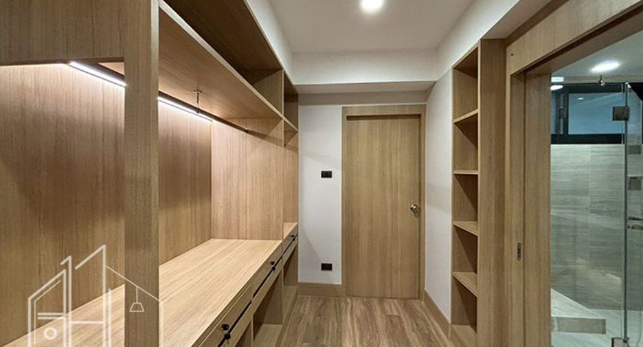 Apartment zur Miete mit 3 Zimmer in Watthana, Bangkok