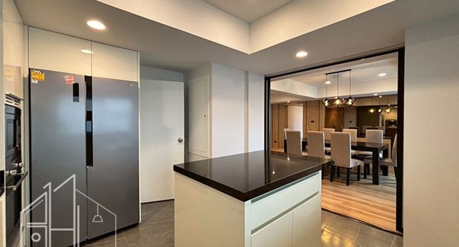 Wohnung zur Miete mit 3 Zimmer in Watthana, Bangkok