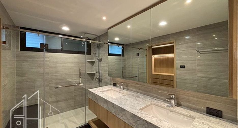 Wohnung zur Miete mit 3 Zimmer in Watthana, Bangkok