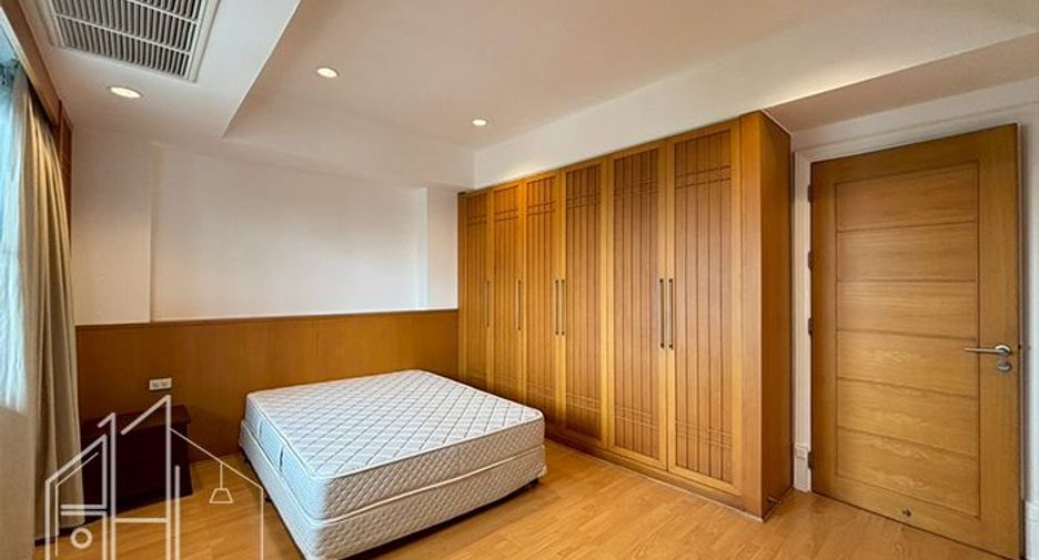 Wohnung zur Miete mit 3 Zimmer in Watthana, Bangkok