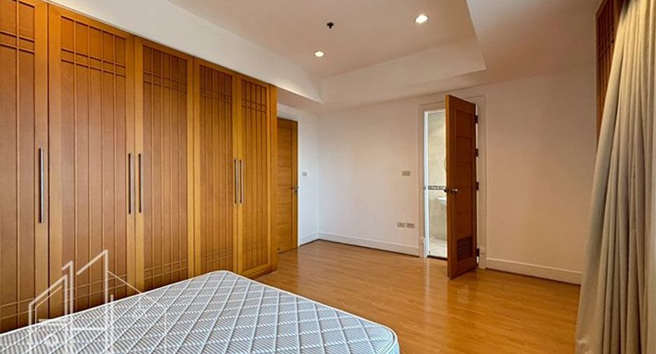 Wohnung zur Miete mit 3 Zimmer in Watthana, Bangkok