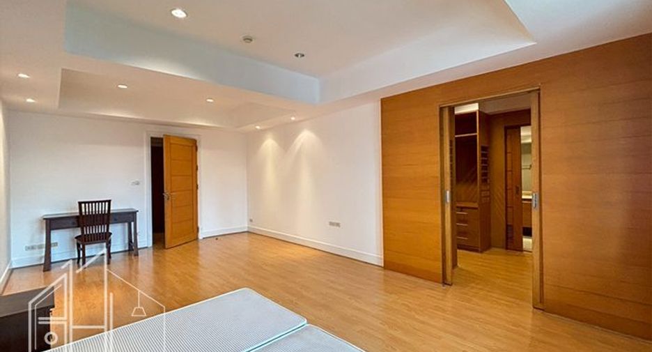 Wohnung zur Miete mit 3 Zimmer in Watthana, Bangkok