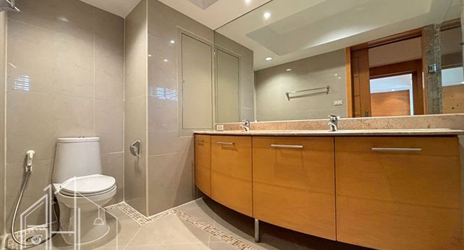 Wohnung zur Miete mit 3 Zimmer in Watthana, Bangkok