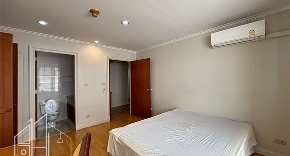 Condo en alquiler de 3 habitaciones en Khlong Toei, Bangkok