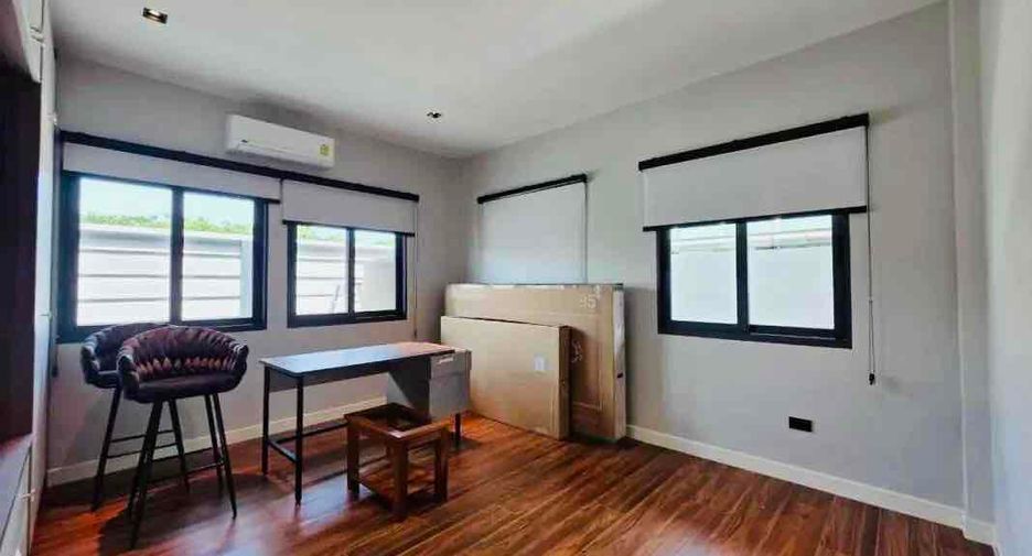 À vendre 3 chambres villa à Huay Yai, Pattaya