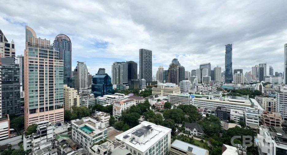 À louer et à vendre 1 chambre condo à Bang Rak, Bangkok