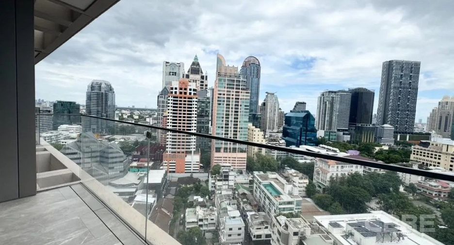 À louer et à vendre 1 chambre condo à Bang Rak, Bangkok