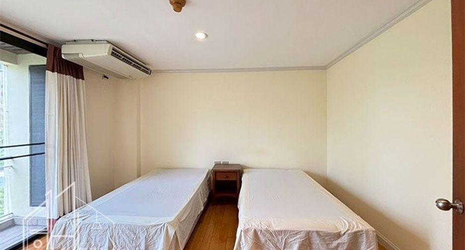 Condo en alquiler de 3 habitaciones en Khlong Toei, Bangkok