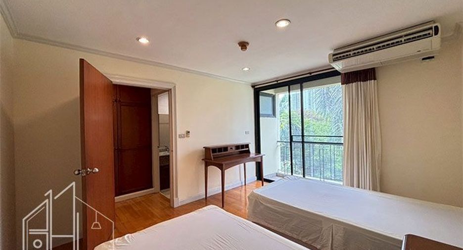Condo en alquiler de 3 habitaciones en Khlong Toei, Bangkok