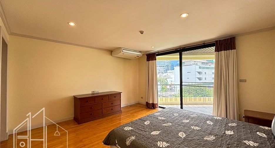 Condo en alquiler de 3 habitaciones en Khlong Toei, Bangkok